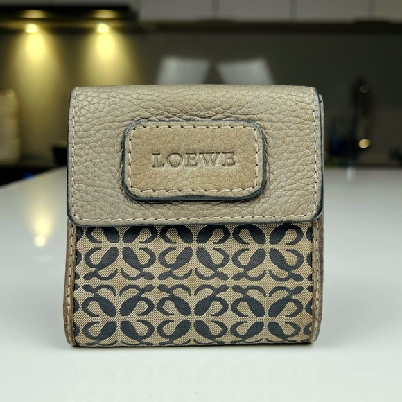 LOEWE unisex anagram wallet - Picture 1 of 9